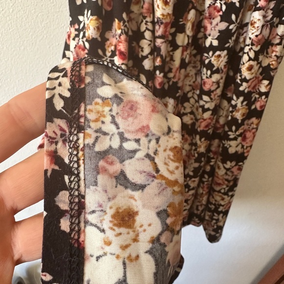 Romper with Roses - Picture 5 of 5